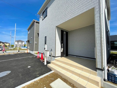 【エントランス】 | 神栖市若松中央第2-2号棟 | 神栖市若松中央第2（全３棟）