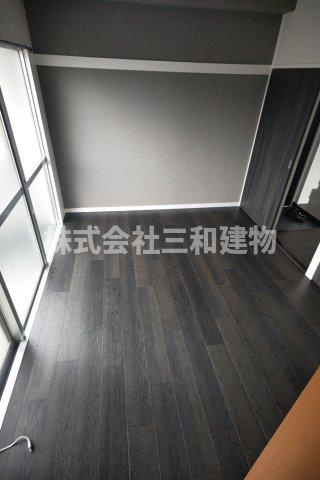 イーストビルの内装