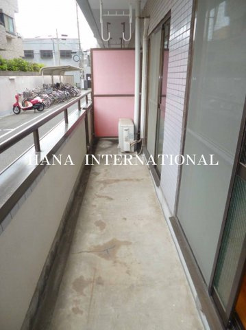 メゾンプルミエのバルコニー