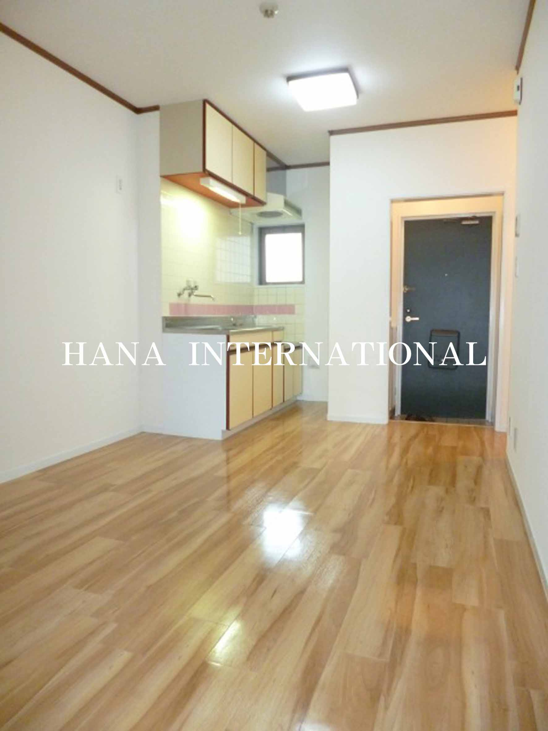 メゾンプルミエの居間・リビング