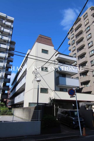 メゾンプルミエの外観