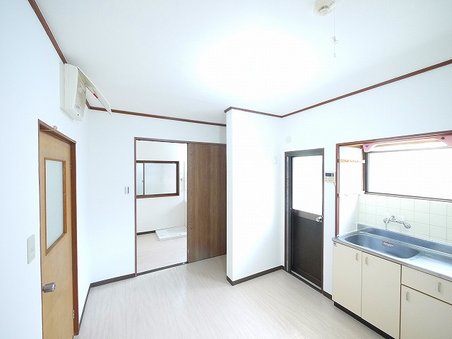 大西一戸建（408）の内装