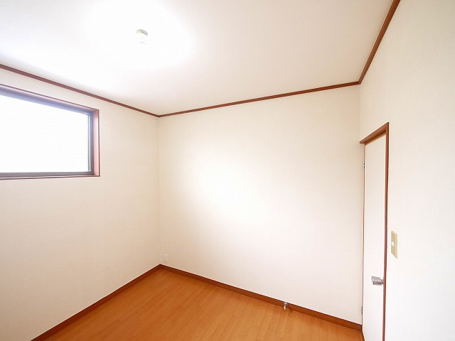 大西一戸建（408）の洋室