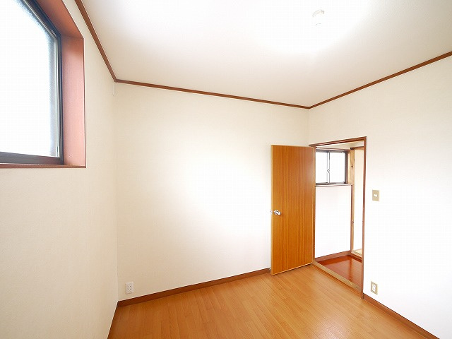 大西一戸建（408）の洋室