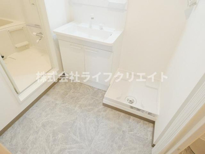 【洗面所】 | グランコート台町