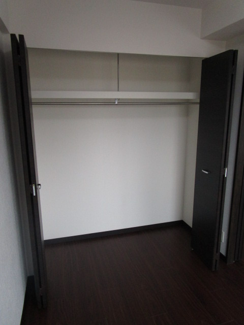 大阪市西淀川区御幣島２丁目の賃貸マンションの収納