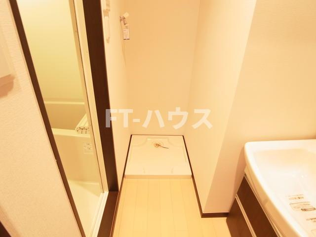 オリエンタルコート幕張本郷　４０３の設備|室内洗濯機置き場