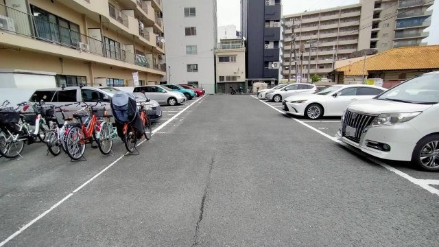 パークプラザ森小路の駐車場|マンション敷地内の駐車場