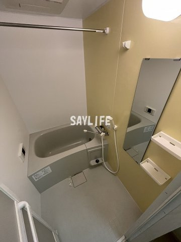  ＡＲＣＥＮＣＩＥＬ　ＳＱＵＡＲＥ　ＴＡＫＡＩＤＡの浴室