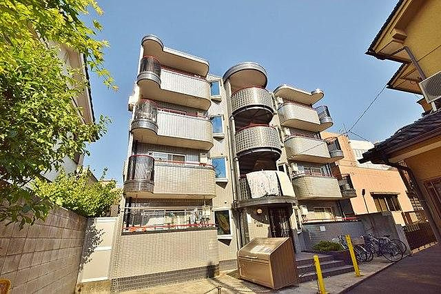 ロータリーマンション布施南の外観