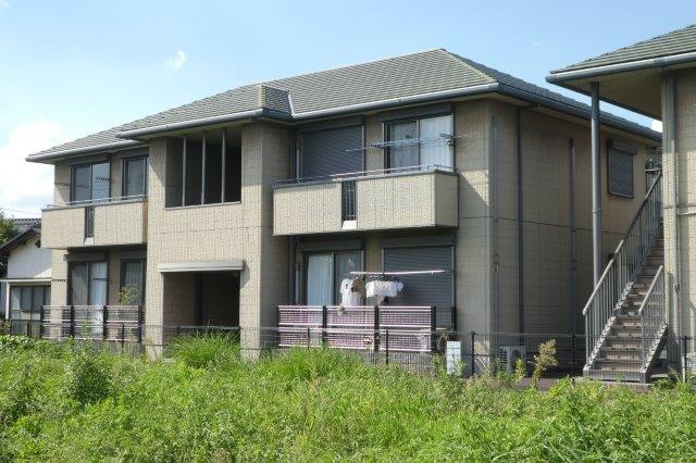 倉敷市西中新田のアパートの外観