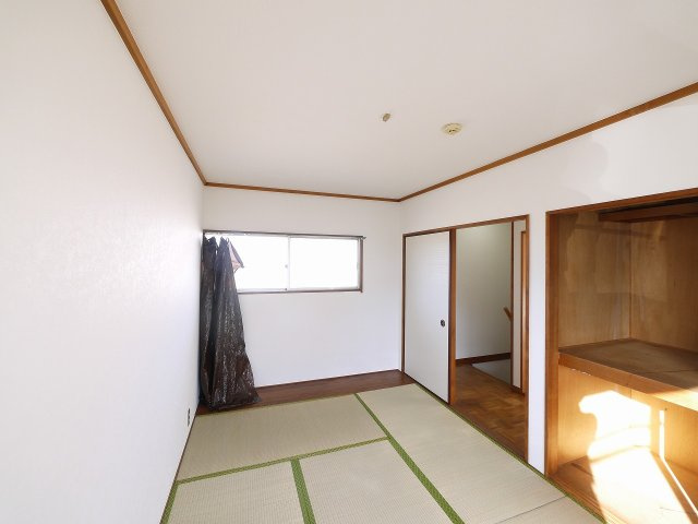 松の里ハイツの寝室