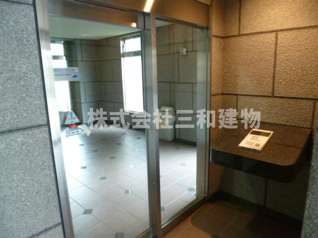 メルベーユ丸山台のエントランス