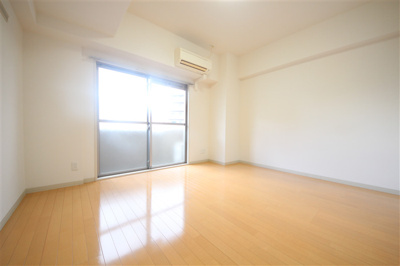 【居間・リビング】 | マルセイ玉川マンション