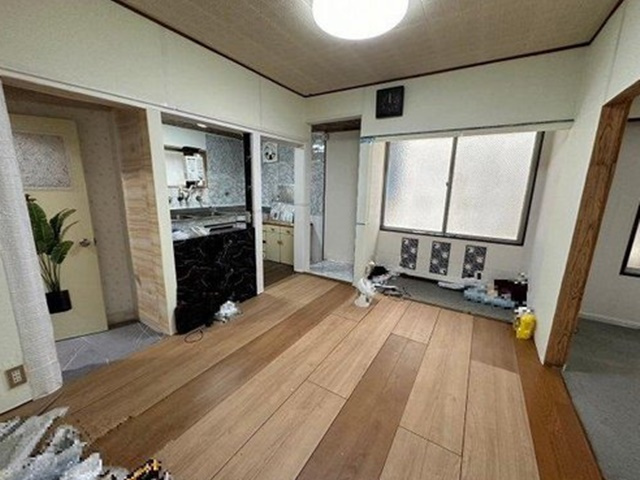 【居間・リビング】 | 山科区四ノ宮小金塚　中古戸建