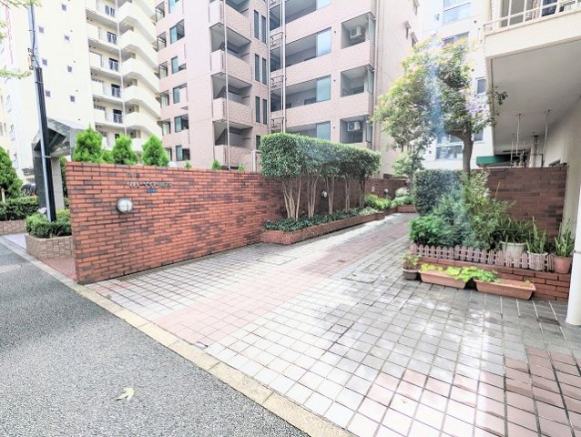 隅田リバーサイド永谷マンションのエントランス