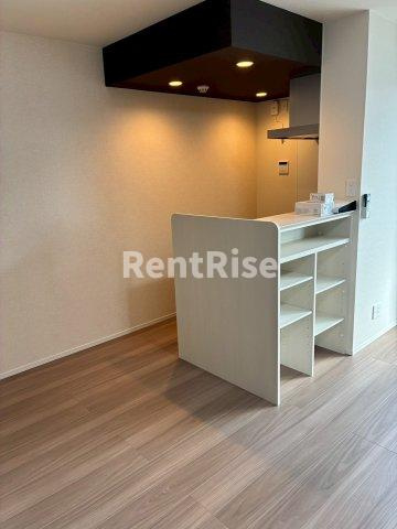 クリスタルヒルズ