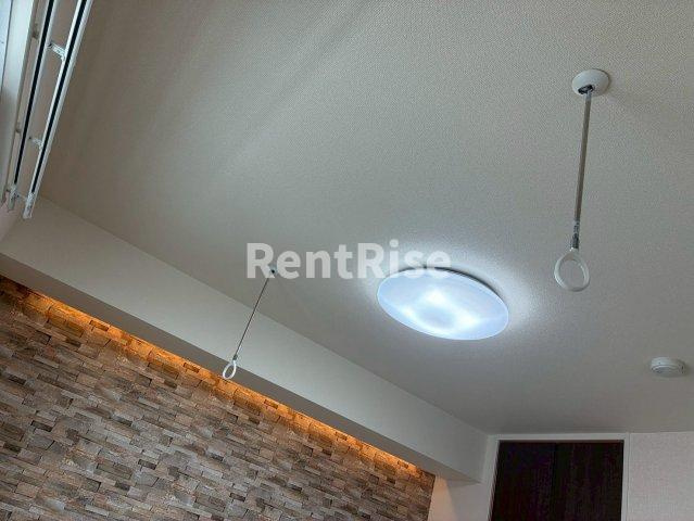 クリスタルヒルズ