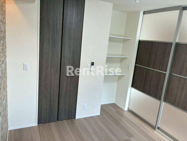 クリスタルヒルズ