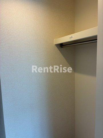 クリスタルヒルズ