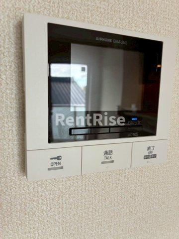 クリスタルヒルズ