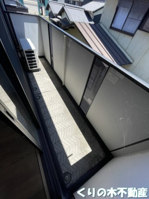 【バルコニー】 | 蔵・KATAYAMA B棟 | バルコニーからの眺めを楽しみながら食事をしませんか