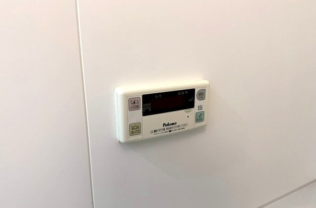 【設備】 | ルネス・ヴィエルジュ | バスルームは追い焚き機能付きです！いつでもぽかぽかお風呂に入れて一日の疲れもすっきりリフレッシュ♪