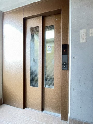 【その他共用部分】 | ピアシティ晃和 | エレベーター付き！荷物の多い日や疲れた日でも、2階までラクラク上がれます☆