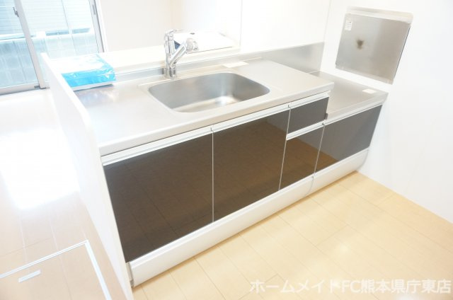 熊本市中央区保田窪１丁目のアパートのキッチン