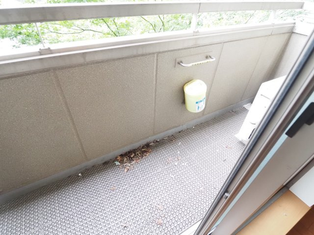 【バルコニー】 | メゾン四季 | お洗濯にも便利なバルコニー