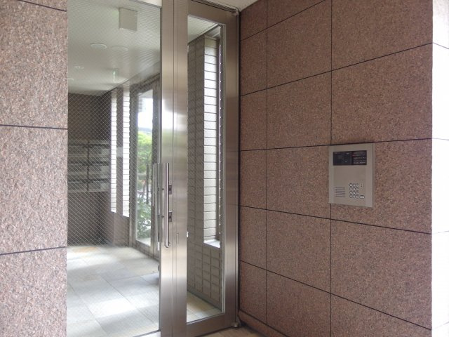 【エントランス】 | メゾン四季 | オートロックが付いて安心！