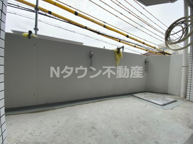 【バルコニー】 | プレサンスNAGOYA覚王山 | お洗濯にも便利なバルコニー付き