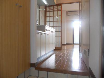 ミレニアム公和Ⅲの展望|玄関から