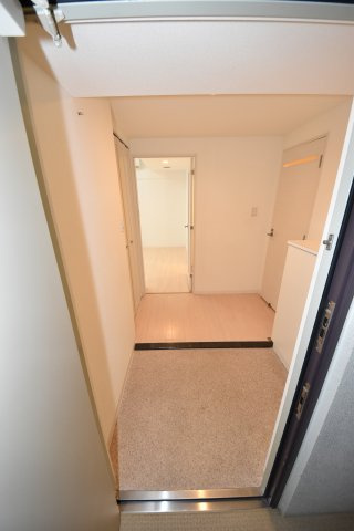 エグゼリエみなと通りの玄関|シンプルで使いやすい玄関です