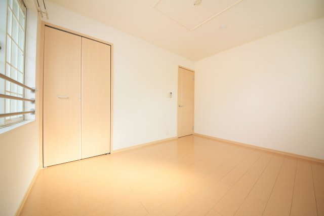 エスペランサ弐番館の寝室