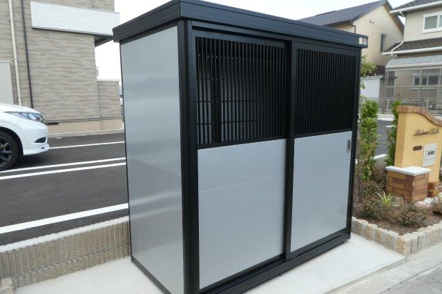 総社市真壁のアパートのその他共用部分|敷地内専用ゴミステーション