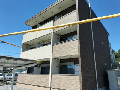 【外観】 | ウィンディレディ | 外観もきれいです