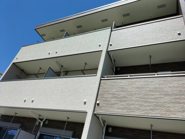 【外観】 | ウィンディレディ | 建物外観を気になさる方へ、見た目の良い物件です