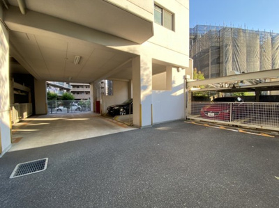 【駐車場】 | フロウスリーブ西村１番館