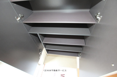 【ロビー】 | サンミシェル | シューズボックス
サン=ミシェル205号室　2020/12/25撮影