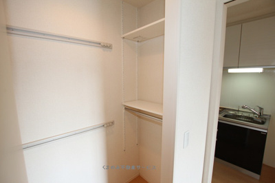 【収納】 | サンミシェル | こまごまとしたものを収納できそうですね
サン=ミシェル205号室　2020/12/25撮影