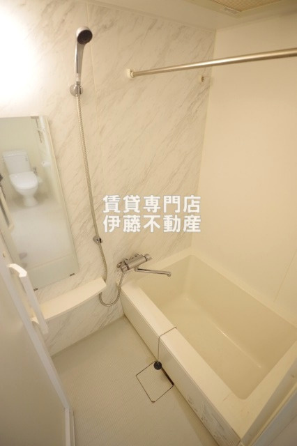 COZY菊井の浴室