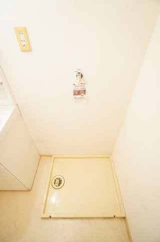【洗面所】 | しいの木ハウス | ※同物件・反転タイプの写真です。