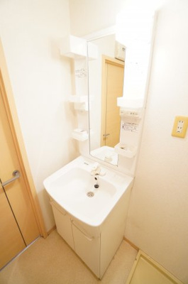 【独立洗面台】 | しいの木ハウス | ※同物件・反転タイプの写真です。