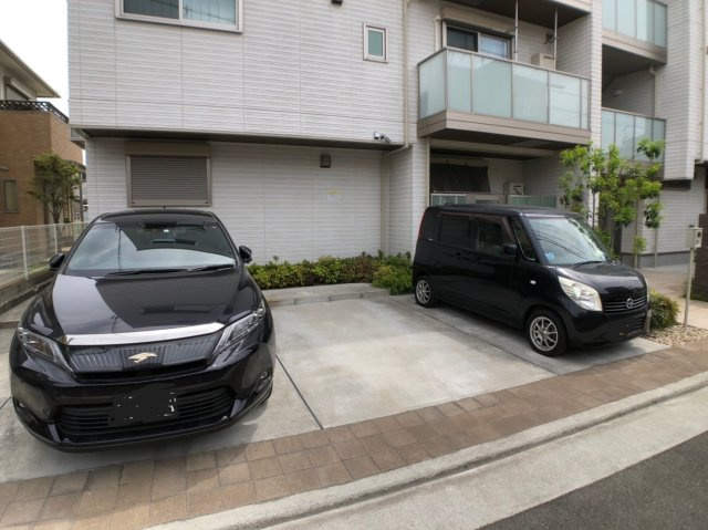 シャーメゾン　ボヌールの駐車場
