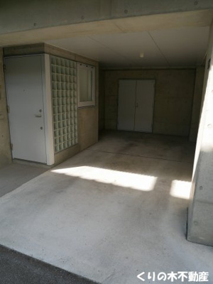 【駐車場】 | F COURT | 駐車スペースもあります