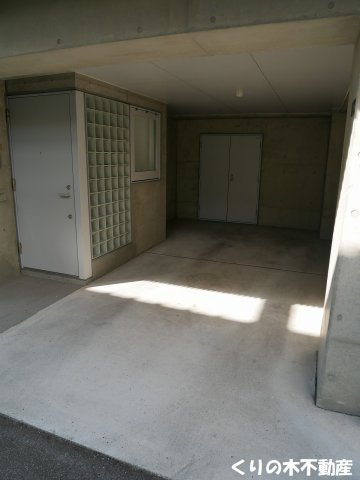 【駐車場】 | F COURT | 駐車スペースもあります