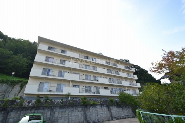 レジデンス市川の外観