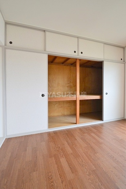 レジデンス市川の収納