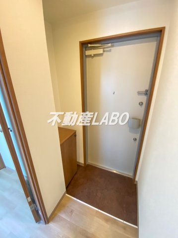 メビウス難波WESTレジデンスの玄関